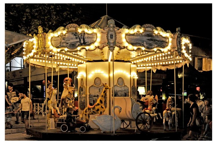 1 carrousel stella centre ville porto vecchio corse