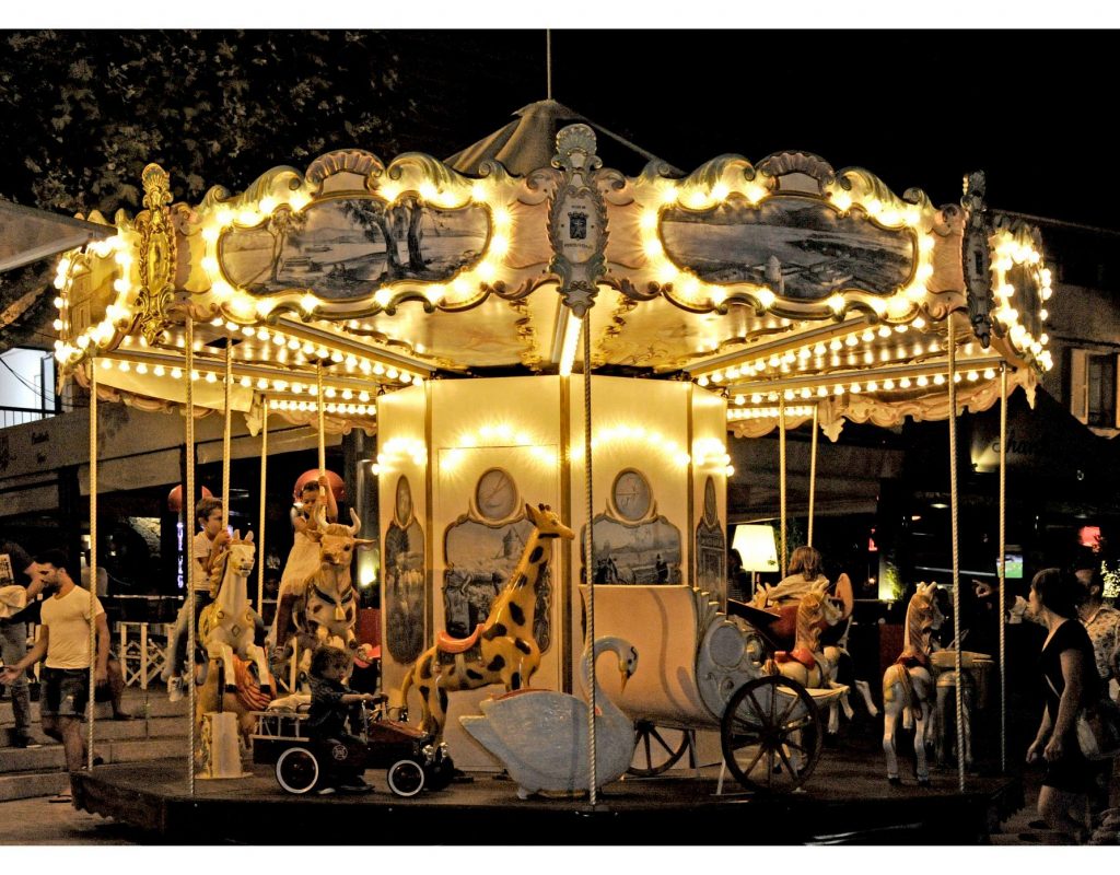 1 carrousel stella centre ville porto vecchio corse