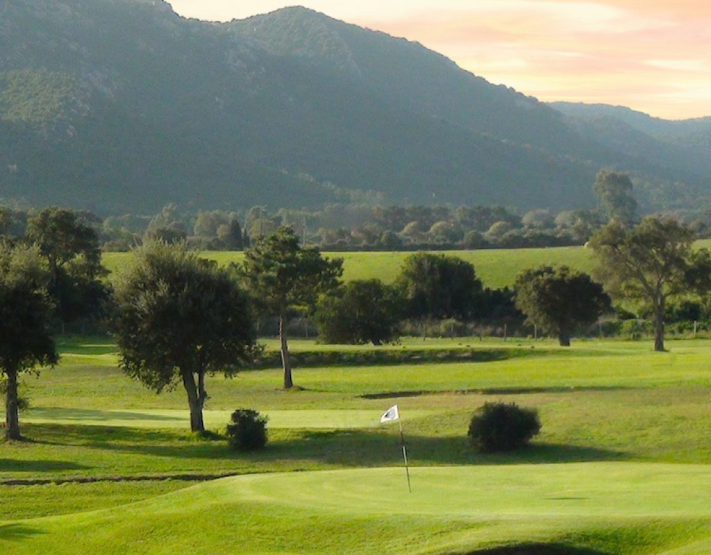 golf 9 trous porto vecchio