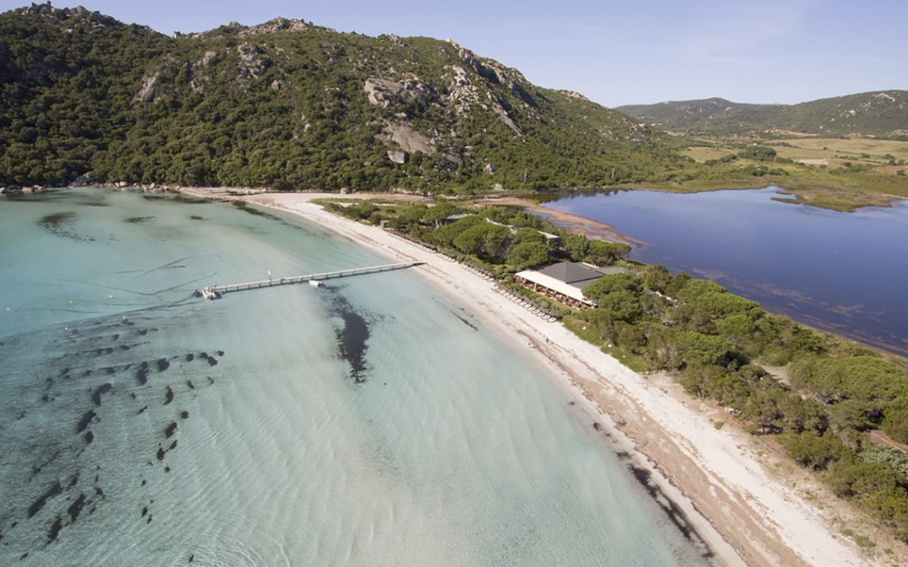 1-moby-dick-hotel-corse