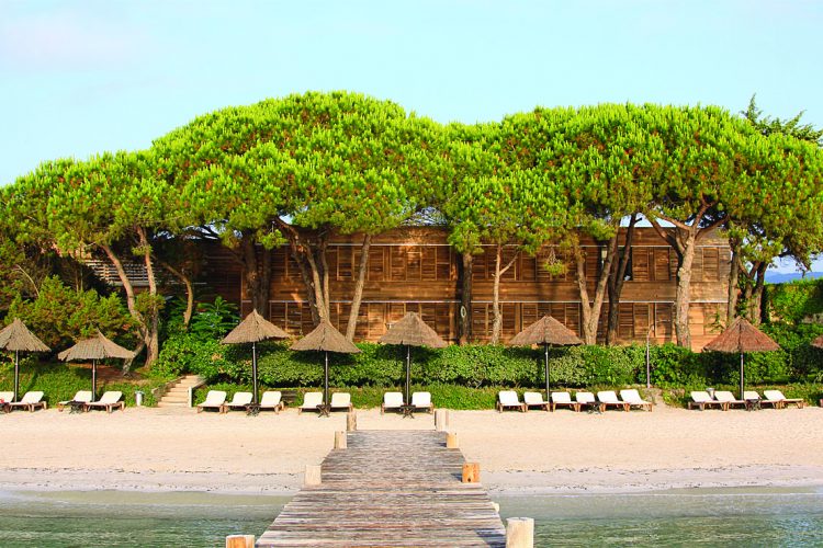1-moby-dick-restaurant-santa-giulia
