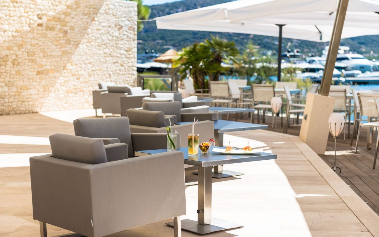 terrasse-detentehotel-luxe-don-cesar-corse