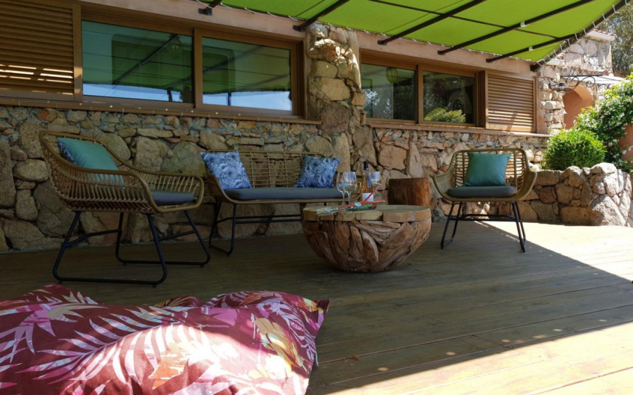 salon extérieur de la villa Asphodèle