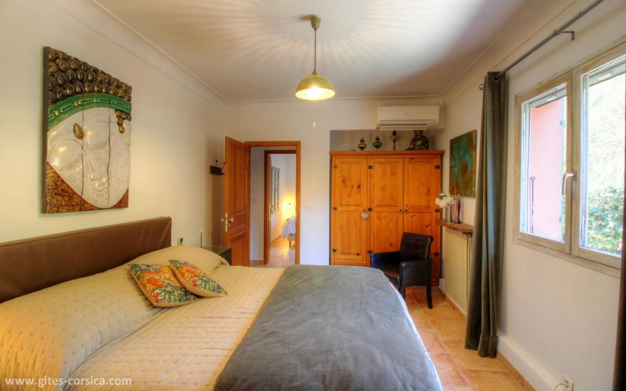 chambre lit 160 de la villa Asphodèle