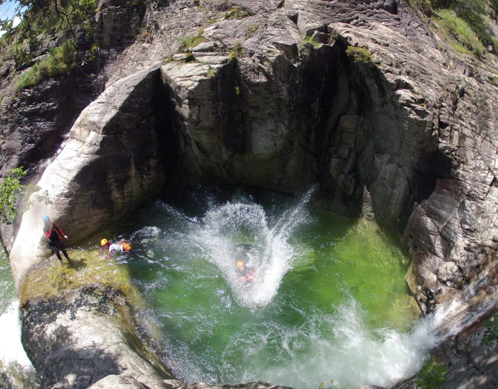 5 corsica forest canyoning bavella corse