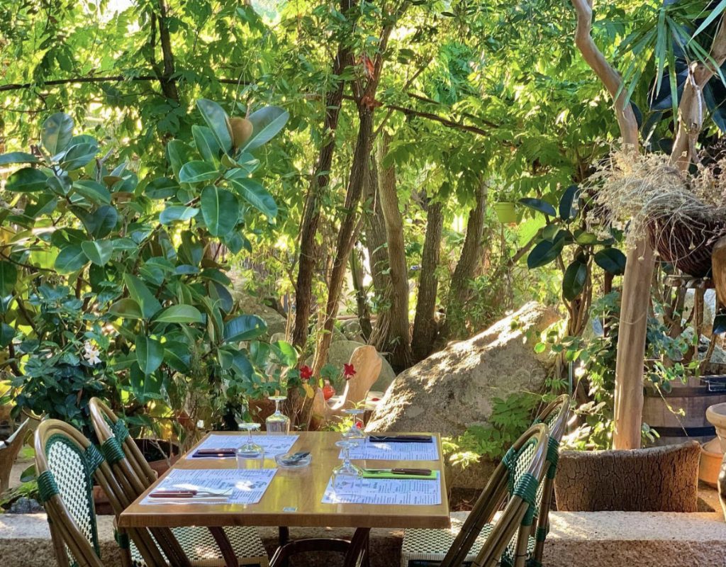 6-le-figuier-restaurant-porto-vecchio-trinite-pizzeria-viande-corse