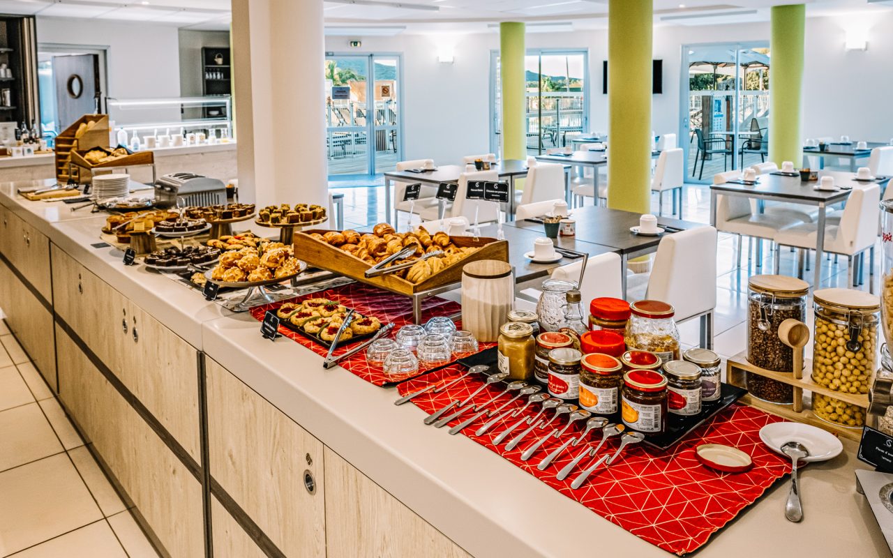 Petit déjeuner Buffet Hôtel Costa Salina