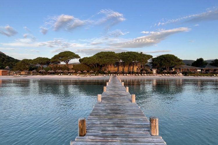 Hôtel Moby Dick vue de la plage de Santa Giulia