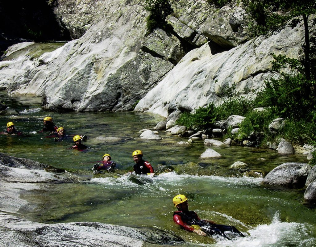 4 alpa corse canyoning