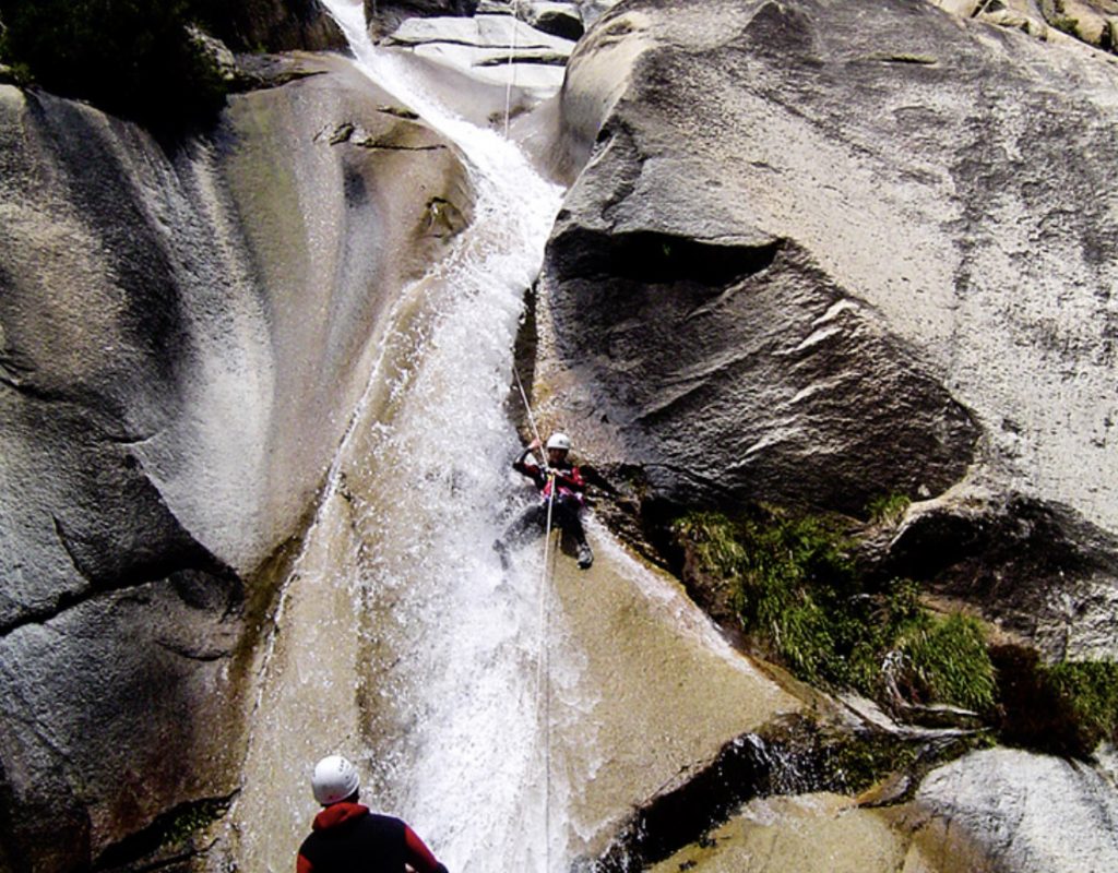 5 alpa corse canyoning