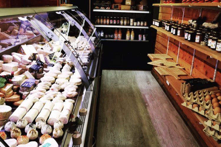 1-la-fromagerie-centre-ville-porto-vecchio-corse