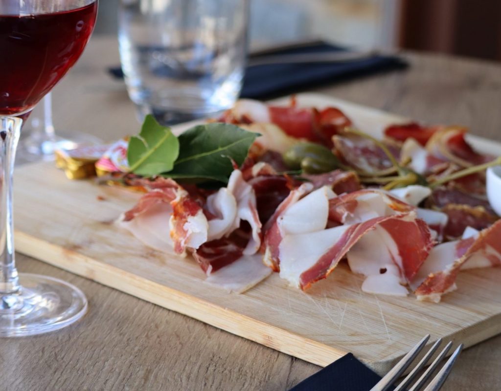 bel-ombra-restaurant-porto-vecchio