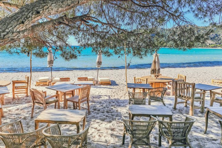 1 paradisula restaurant porto vecchio corse santa giulia