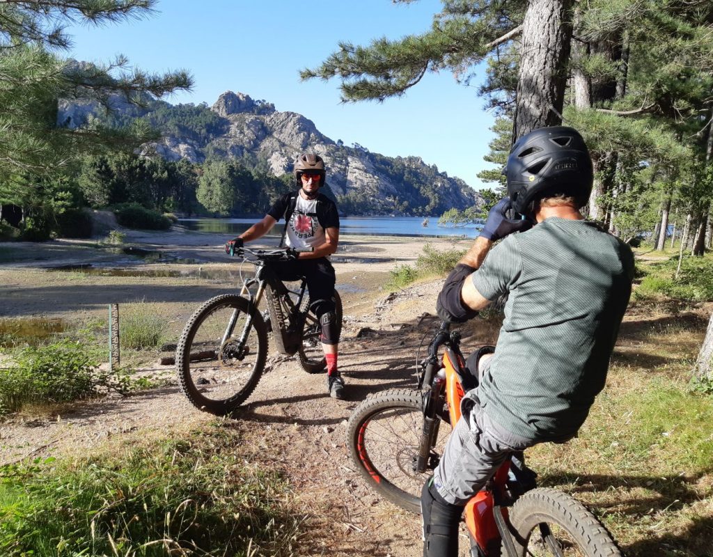 1. CORSICA E BICICLETTA