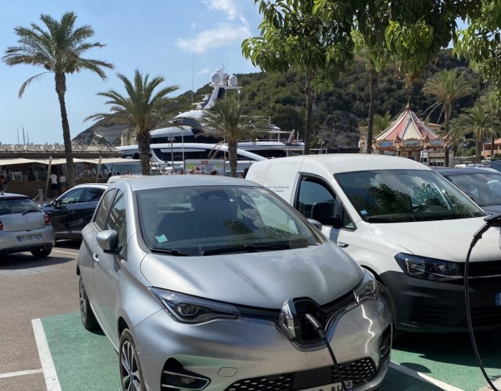 Bornes de recharge Parking miniute Chargecloud_Bonifacio