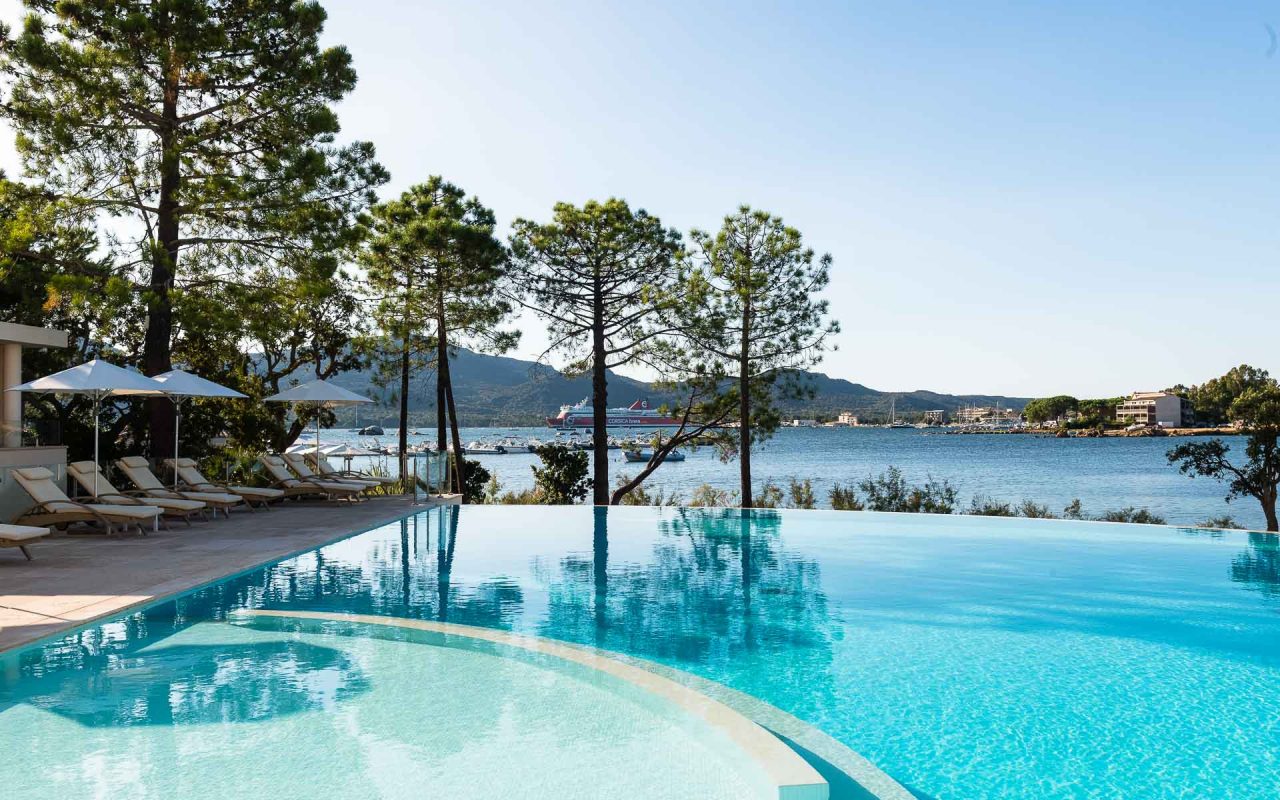 piscine hotel luxe don cesar porto vecchio