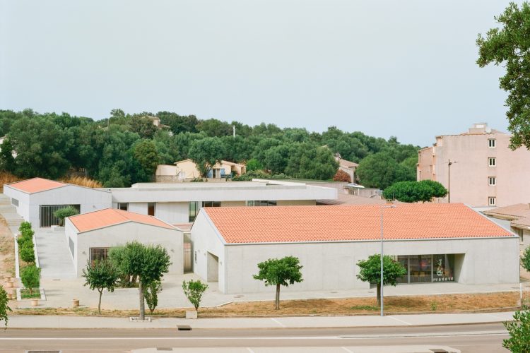 vue extérieur de la salle