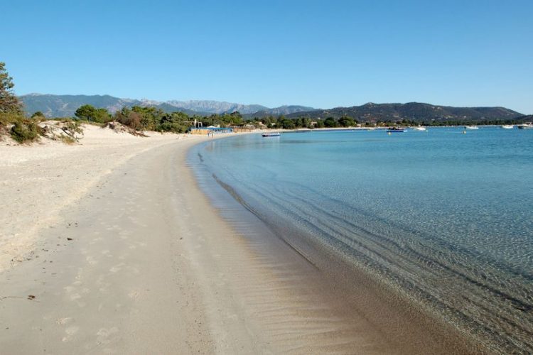 saint_cyprien_beach_corse