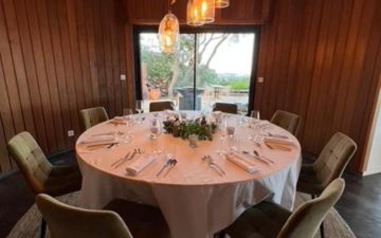 table d'hôte de la villa Arbousière à Porto Vecchio